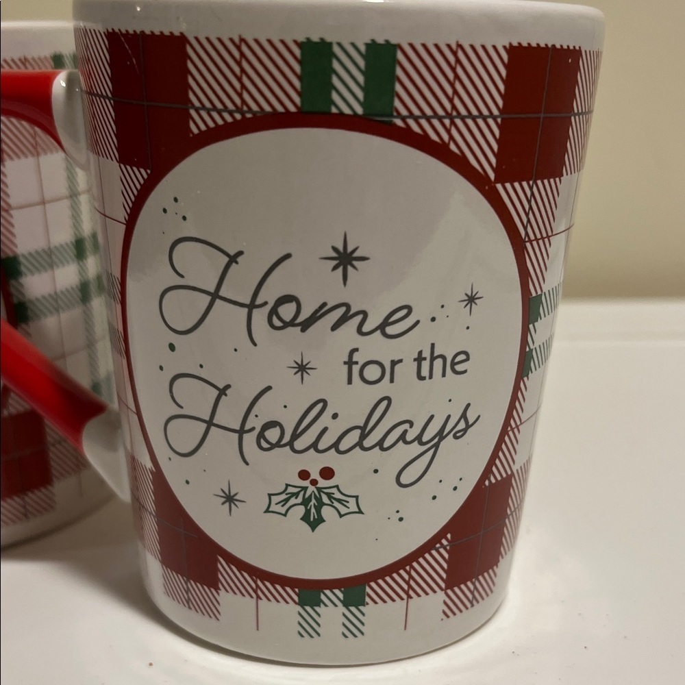 NWT Festive Plaid Holiday Mugs Set Of 2 Red and white Cozy mug stocking stuffer - Picture 4 of 15